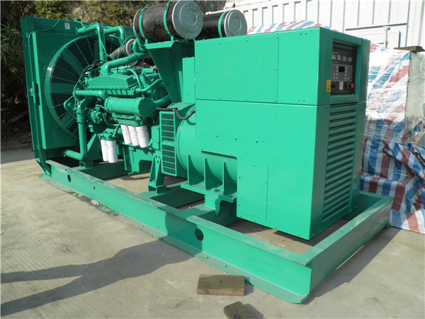 临江发电车出租-柴油发电机散热器怎样散热