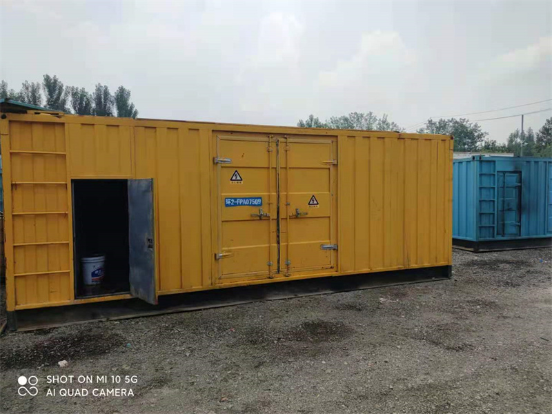 临江200KW柴油发电机组需要配备什么型号的电缆线？