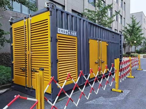 临江如何使用转速表检查发动机的转速？