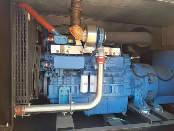 临江燃油消耗率与进气温度的具体关系是什么？