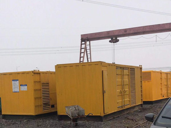 临江100kw柴油发电机组每小时油耗？