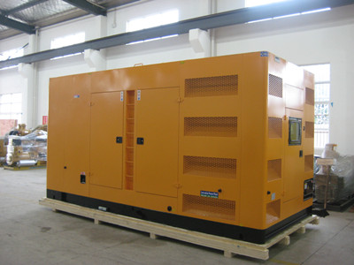 临江不同类型的发电机组在冬季保养时的注意事项有何差异？