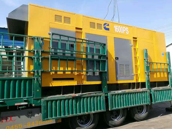 临江测量水冷式机油散热器密封件尺寸时的注意事项有哪些？