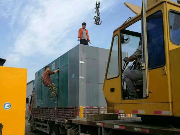 临江更换水冷式机油散热器密封件的操作流程是怎样的？